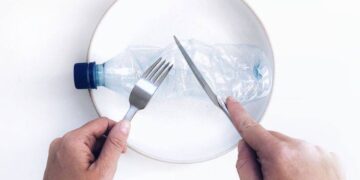 Bahaya Mikroplastik Dalam Botol Minuman Anda