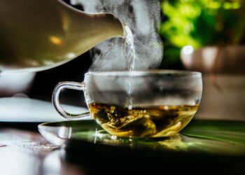 10 Jenis Teh Herba Tradisional dan Khasiatnya!