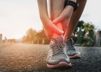 Kaki Terseliuh: Apa Yang Perlu Anda Buat Dalam 24 Jam Pertama