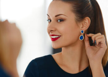 5 Risiko Tindik Telinga yang Ramai Abaikan