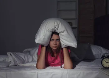 Masalah Tidur Tak Lena, Mudah Terjaga? Mungkin Ini Masalahnya