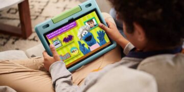 Bahaya Gajet Berlebihan Kepada Kesihatan Mata Kanak-Kanak