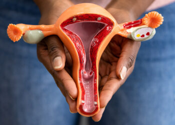 Bahaya Kanser Ovari – Kenali Risiko, Rawatan & Cara Mencegahnya