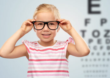Tanda-Tanda Awal Masalah Penglihatan dalam Kalangan Kanak-Kanak