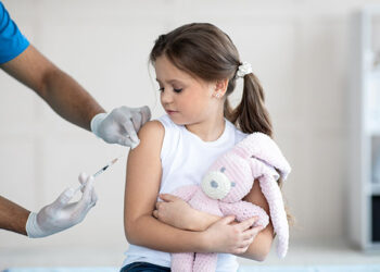 Vaksin Kanak-Kanak: Perlindungan Penting Sejak Awal Usia