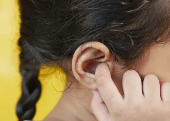 Jerawat Dalam Telinga Buat Tak Selesa – Ini Cara Atasinya!