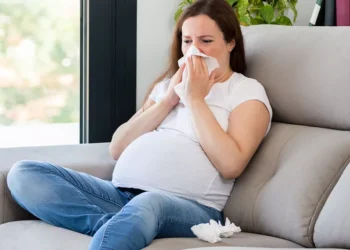 Pengalaman Alahan Semasa Hamil: Cara Mengurangkan Rasa Loya