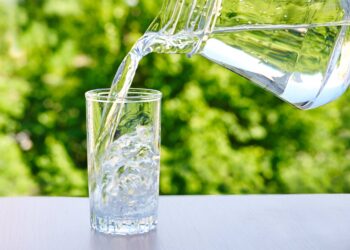 Pentingnya Minum Air Kosong untuk Kesihatan Optimal