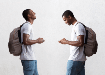 Postur Badan Buruk: Bagaimana Duduk Lama Jejaskan Tulang Belakang & Kesihatan