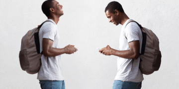 Postur Badan Buruk: Bagaimana Duduk Lama Jejaskan Tulang Belakang & Kesihatan