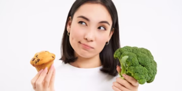 Makanan Lancarkan Haid: 10 Pilihan untuk Kitaran Lebih Teratur