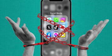 Pengaruh Media Sosial: Kesan Positif, Negatif & Cara Guna Dengan Bijak