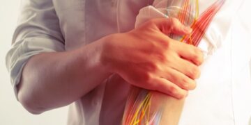 9 Tanda Awal Kerosakan Saraf Yang Perlu Anda Perhatikan