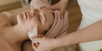 Gua Sha Benefits for Skin, Face and Stress Relief