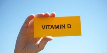 Vitamin D dari Matahari: Berapa Lama Anda Perlu Berjemur di Malaysia?