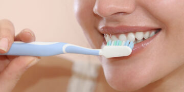 Dua Minit Sebelum Tidur — Rahsia Gigi Sihat & Nafas Segar