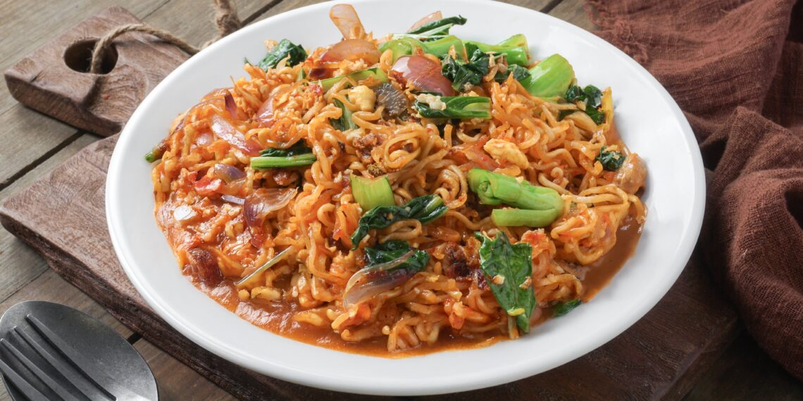 Jangan Makan Maggi Setiap Hari! Ini Yang Terjadi Pada Tubuh Anda