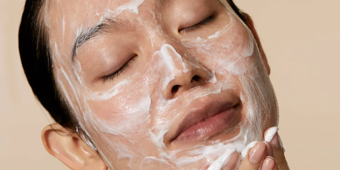 Double Cleansing: Perlu atau Sekadar Trend?