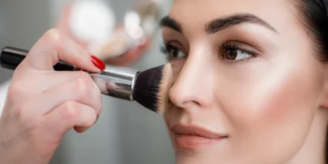 Rosak Ke Kulit Jika Pakai Make-up Setiap Hari?