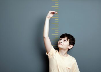 Ketinggian Anak: Faktor Genetik atau Pemakanan Yang Lebih Penting?