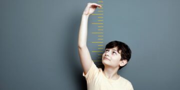 Ketinggian Anak: Faktor Genetik atau Pemakanan Yang Lebih Penting?