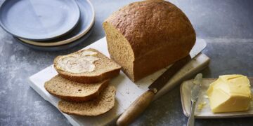 Roti Putih Atau Roti Wholemeal, Mana Pilihan Lebih Sihat?